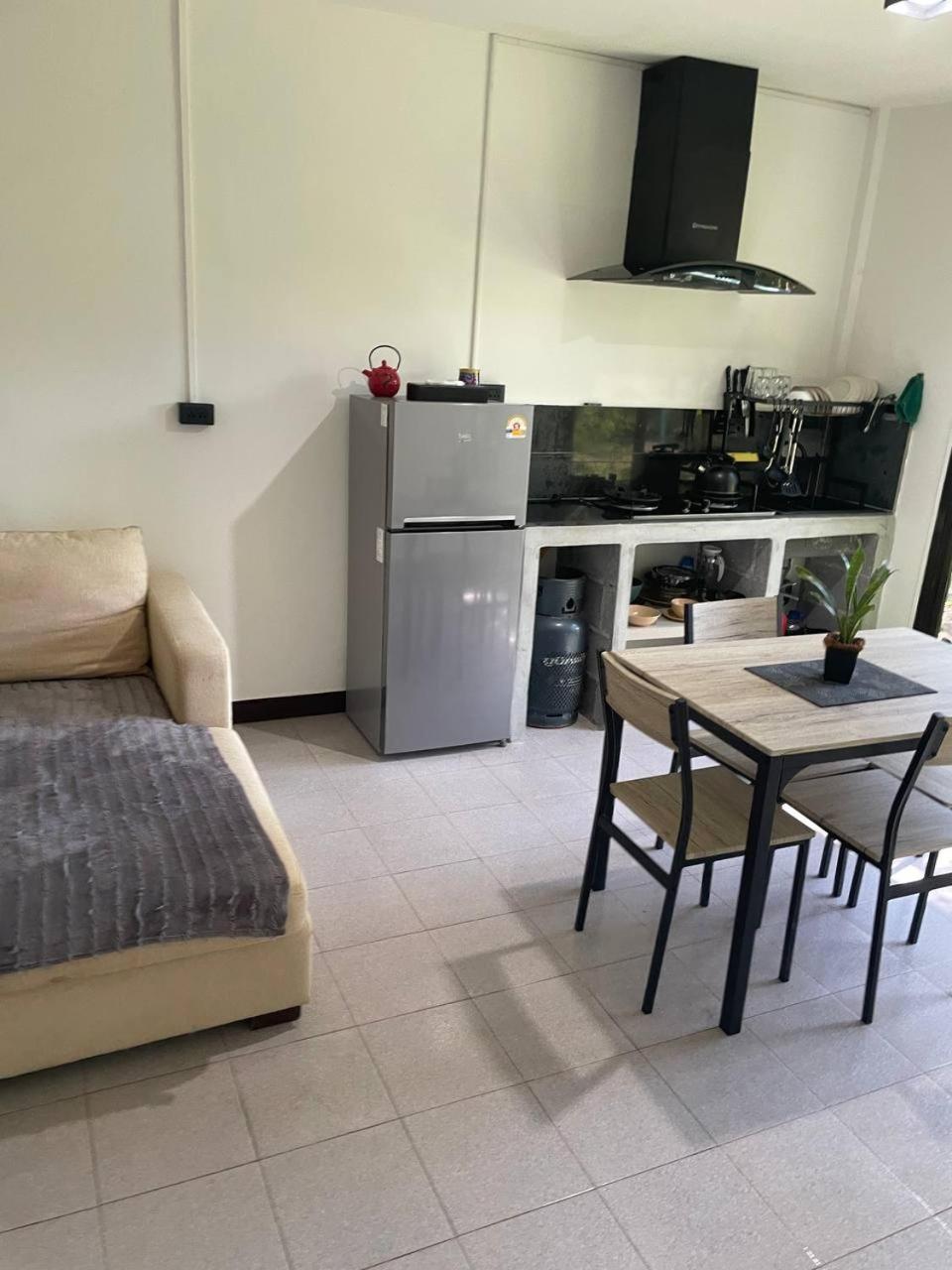 Guest house Maikhao Island 3 *