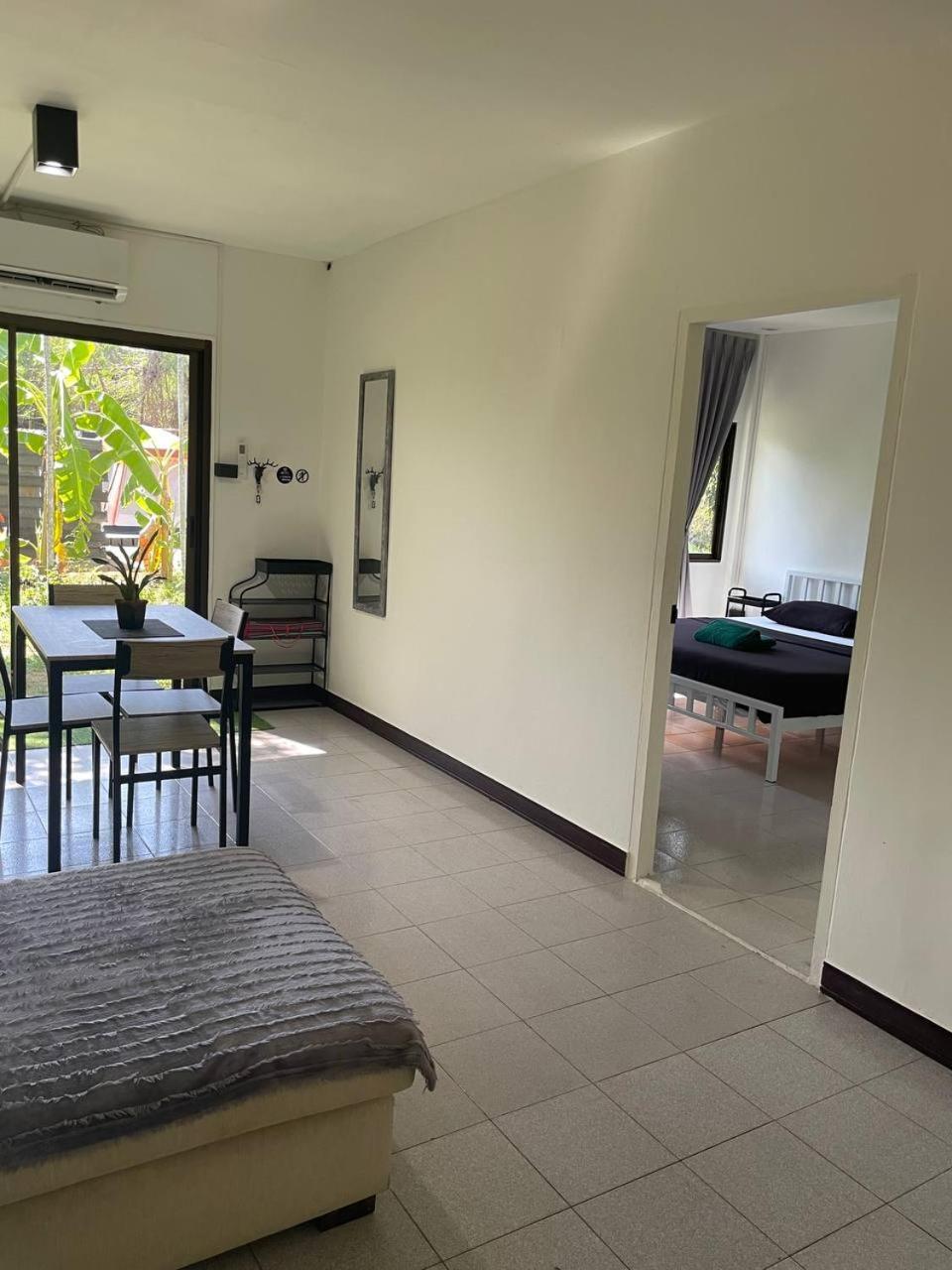 Maikhao Island 3 Guest house *