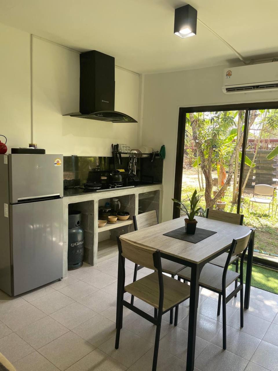 Guest house Maikhao Island 3 *
